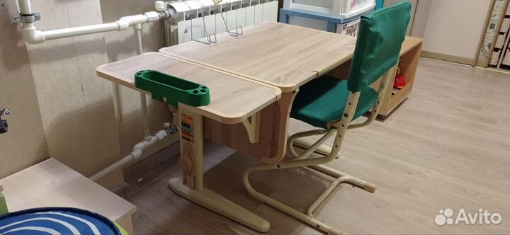 Растущий стол парта