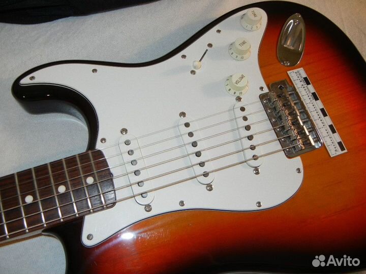 Fender Stratocaster st-62 Japan USA 2004 Фендер