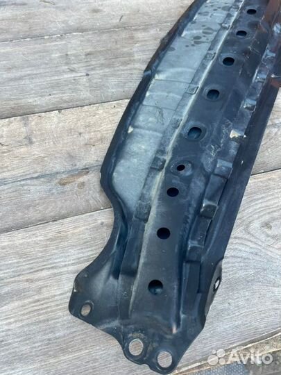 Щит моторного отсека Honda Civic 4D 1.3 2008