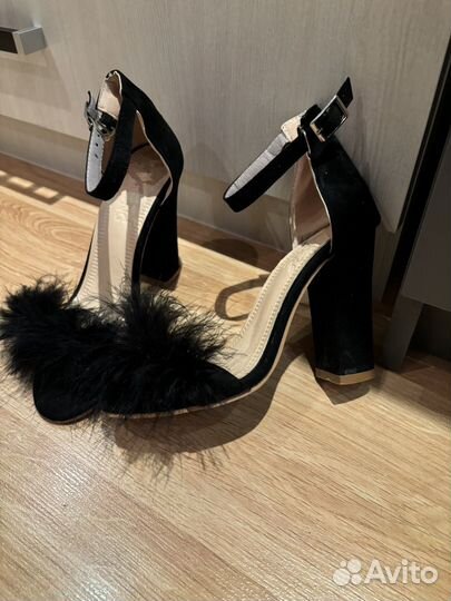 Денскре босоножки