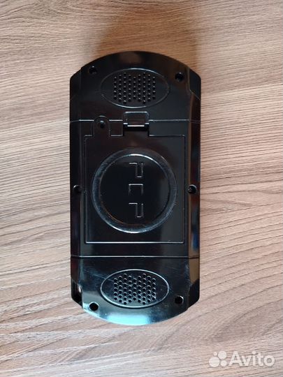 Игровая противная консоль, 230 игр