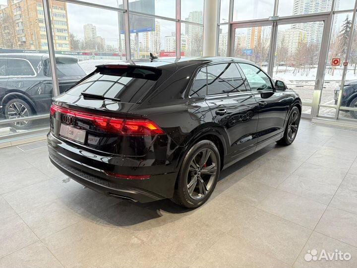Audi Q8 3.0 AT, 2024