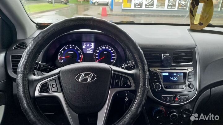 Hyundai Solaris 1.6 AT, 2015, 110 000 км