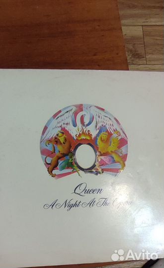 Пластинка Queen a night AT the opera 1975г