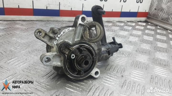 Насос вакуумный Volvo S60 2 2011