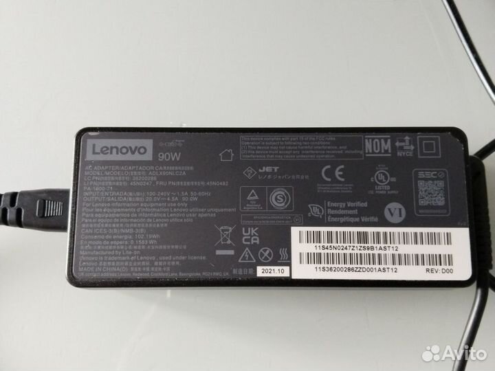 Блок питания Lenovo Thinkpad 90W Slim Tip