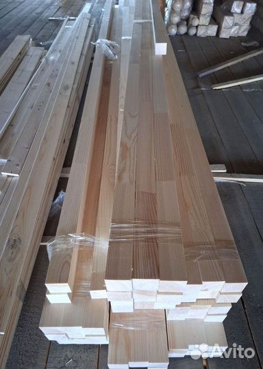 Плинтус из хвои