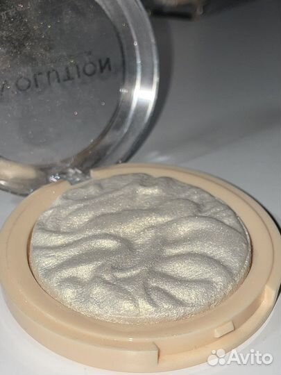 Хайлайтер revolution