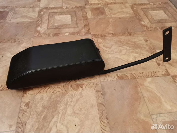 Подлокотник на газель