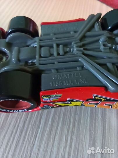 Молния маквин маттел