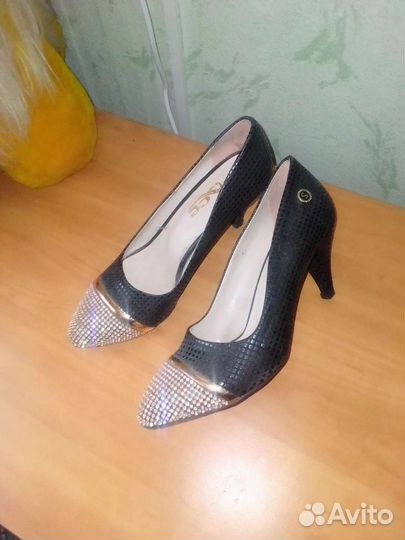 Обувь женская 37 38 размер