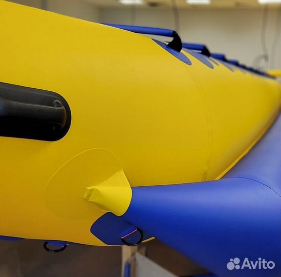 Надувной банан