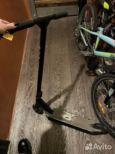 Самокат трюковой