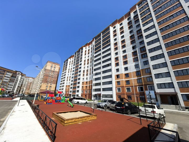 2-к. квартира, 61,7 м², 3/14 эт.