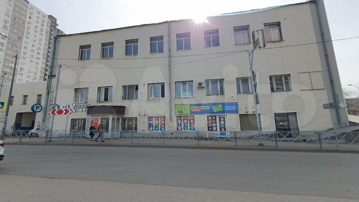 Второй этаж по соседству с магазином Fix Price