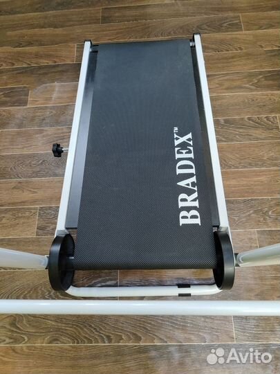 Беговая дорожка механическая