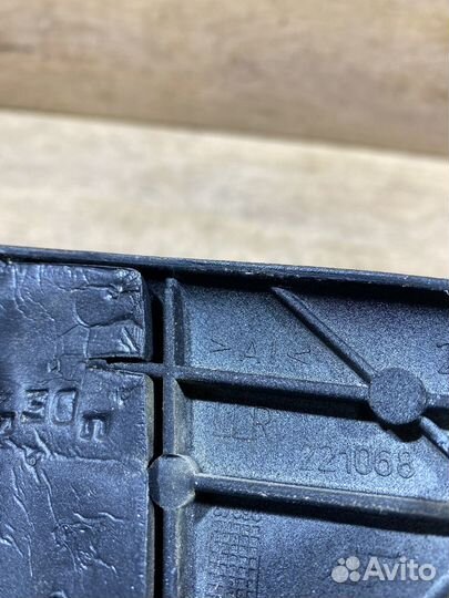 Зеркало правое Volkswagen Sharan 1 Арт. 7720696