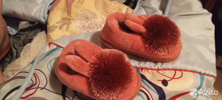 Разная обувь для девочки