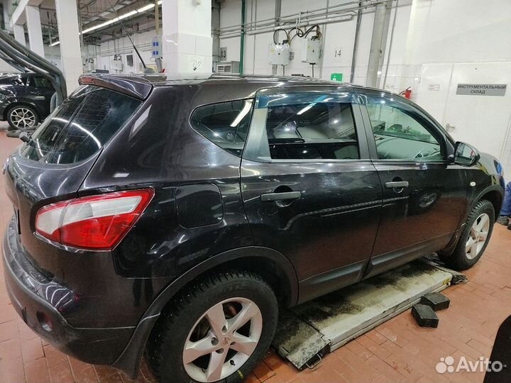 Nissan Qashqai 2.0 CVT, 2011, 232 211 км