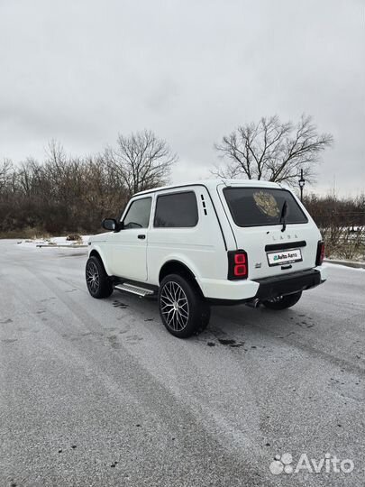 LADA 4x4 (Нива) 1.7 МТ, 2016, 88 000 км