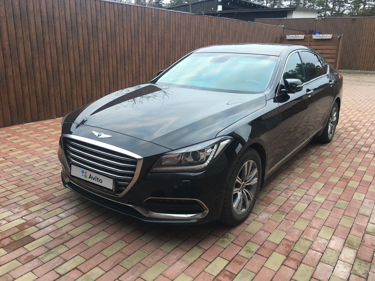 Genesis G80: фото из отзыва