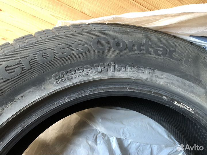 Continental ContiCrossContact Winter 235/65 R18 110H