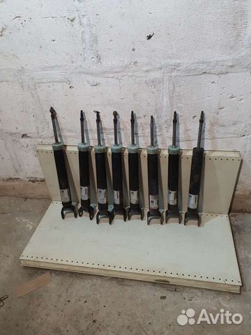 Амортизатор задний jeep grand cherokee