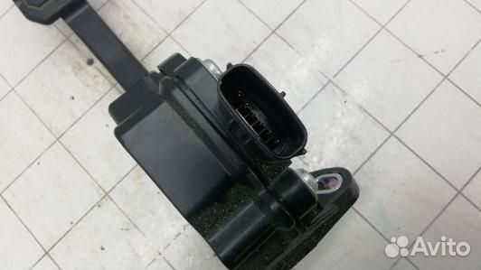 Педаль газа toyota prius V ZFW41 (94C05NW01)