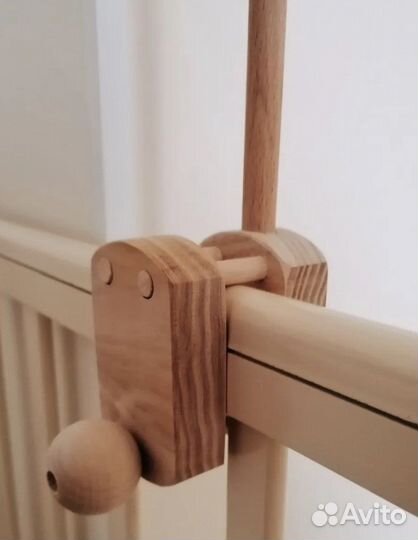 Деревянный кронштейн