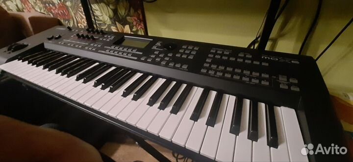 Синтезатор yamaha MOX6