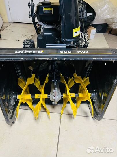 Снегоуборщик huter SGC 4100
