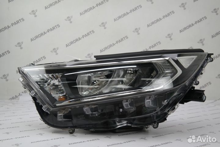Фара Toyota RAV4 5 XA50
