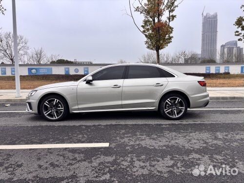 Audi A4 2.0 AMT, 2022, 56 000 км