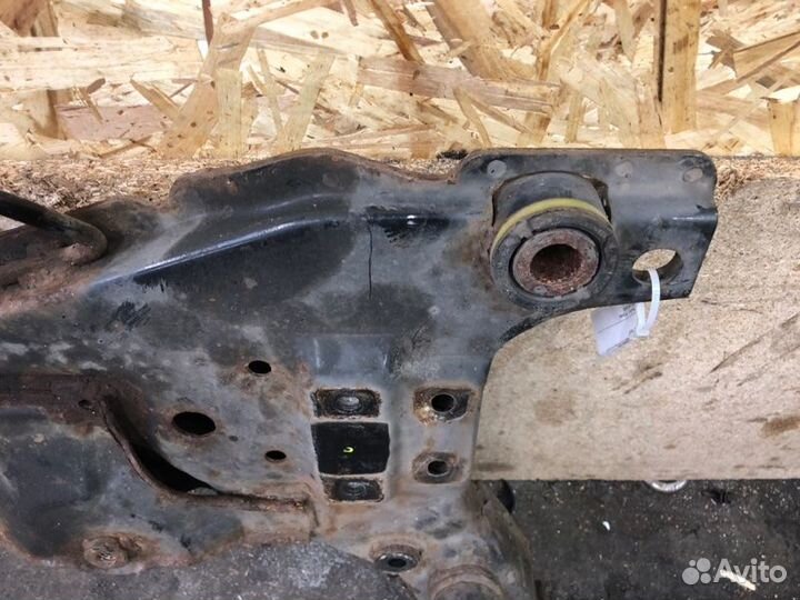 Подрамник передний Ford Focus хэтчбек 5 дв. 1.6