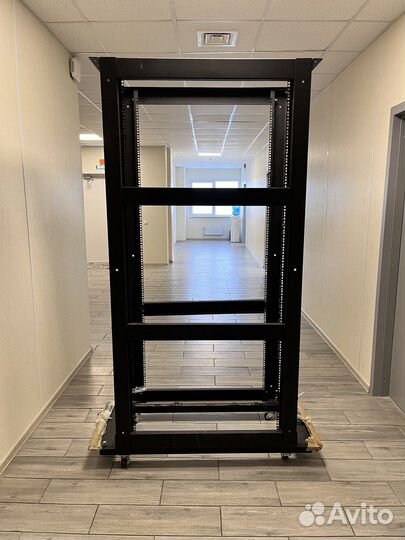 Серверная стой Hyperline 42U