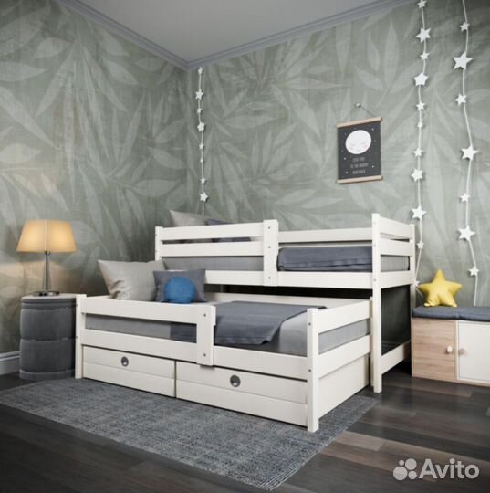 Двухъярусная кровать деревянная