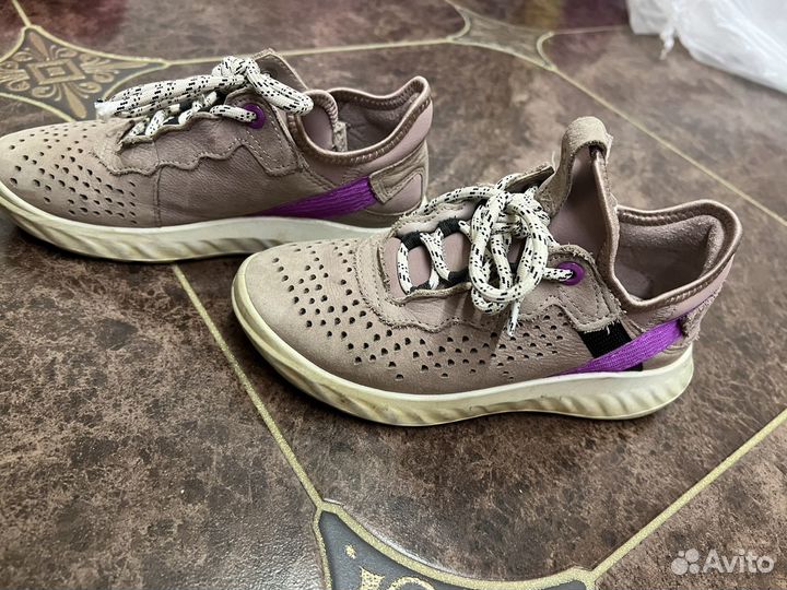 Кроссовки детские ecco 28