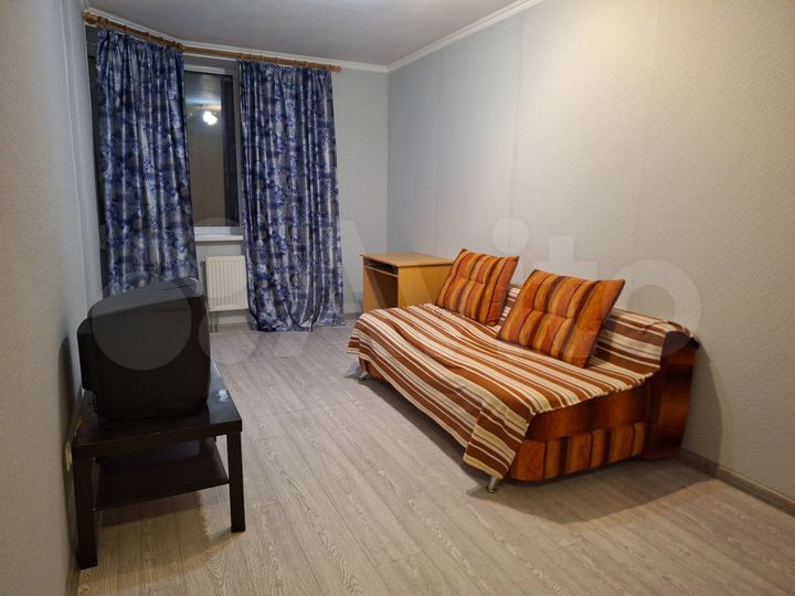 1-к. квартира, 32 м², 14/23 эт.