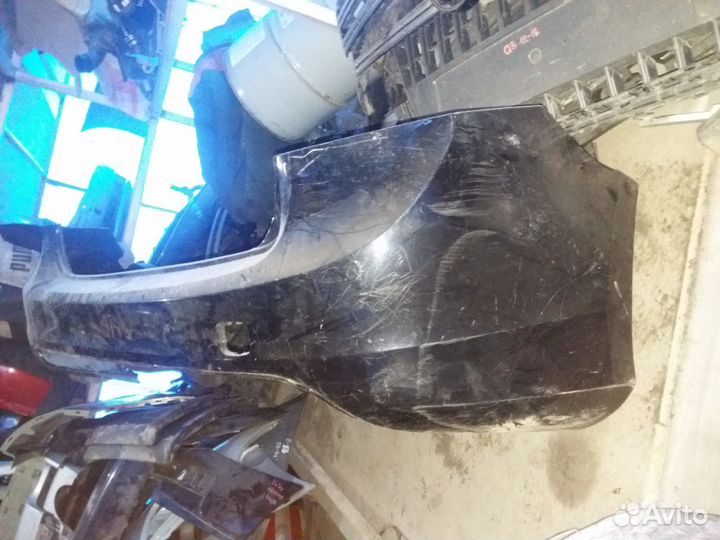 Volvo S-40 задний бампер и кузовные запчасти