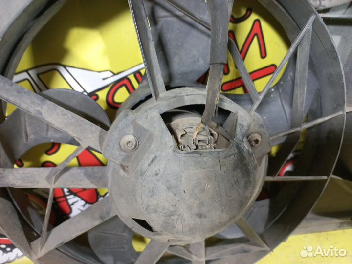 Вентилятор охлаждения Ford Focus 1 I седан 1.8