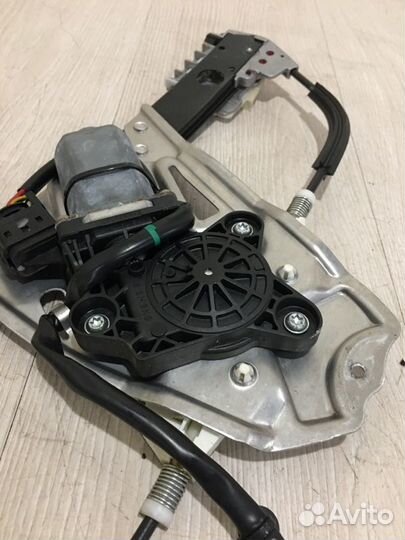 Стеклоподъемник задний правый Mercedes Benz S500L