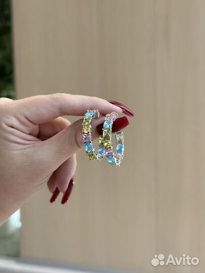 Серьги с камнями крупные