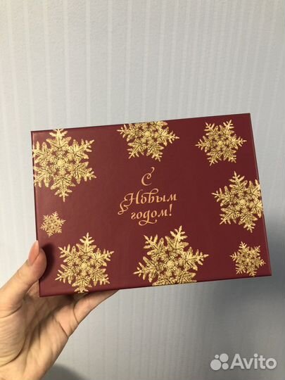 Коробка подарочная новогодняя 13х18