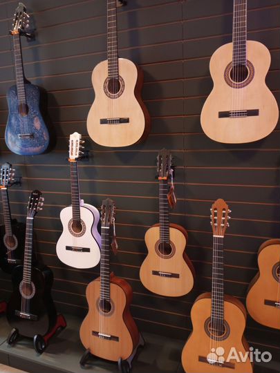 Классические гитары