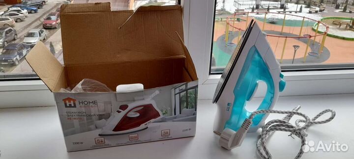 Новый Утюг home element HE- IR210