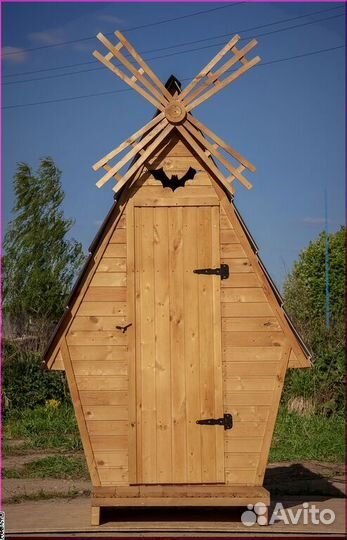 Дачный туалет деревянный BLU780
