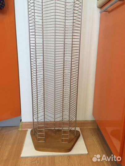 Подставка для дисков