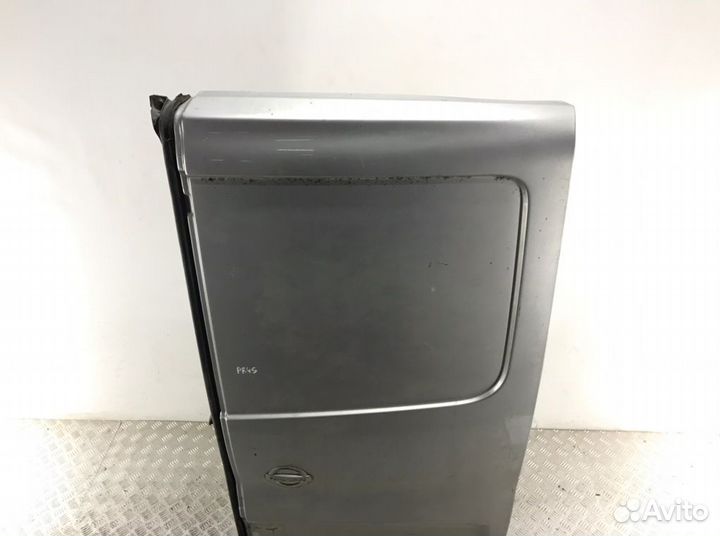 Дверь задняя распашная правая Nissan Primastar 2.0