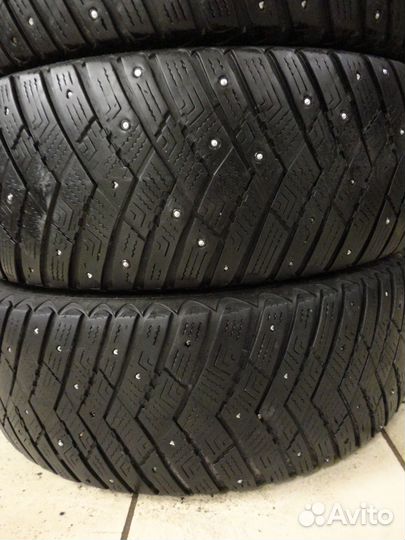 Goodyear UltraGrip Ice Arctic SUV 235/55 R19