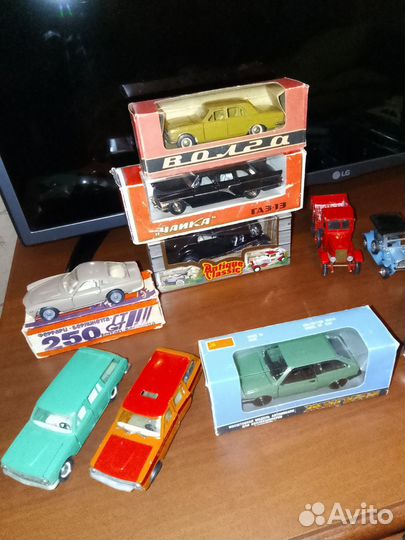 Модели авто 1/43 почти все тантал